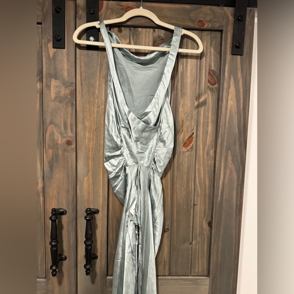 REFORMATION NWT Anaiis Silk Dress in Aquamarine 12 - Picture 5 of 10